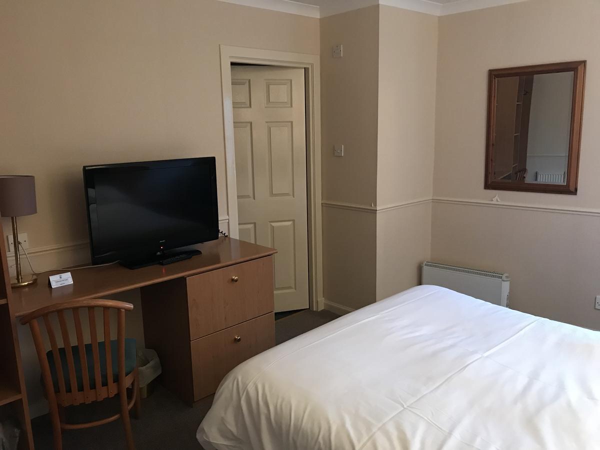 Caledonian Hotel Portree Extérieur photo